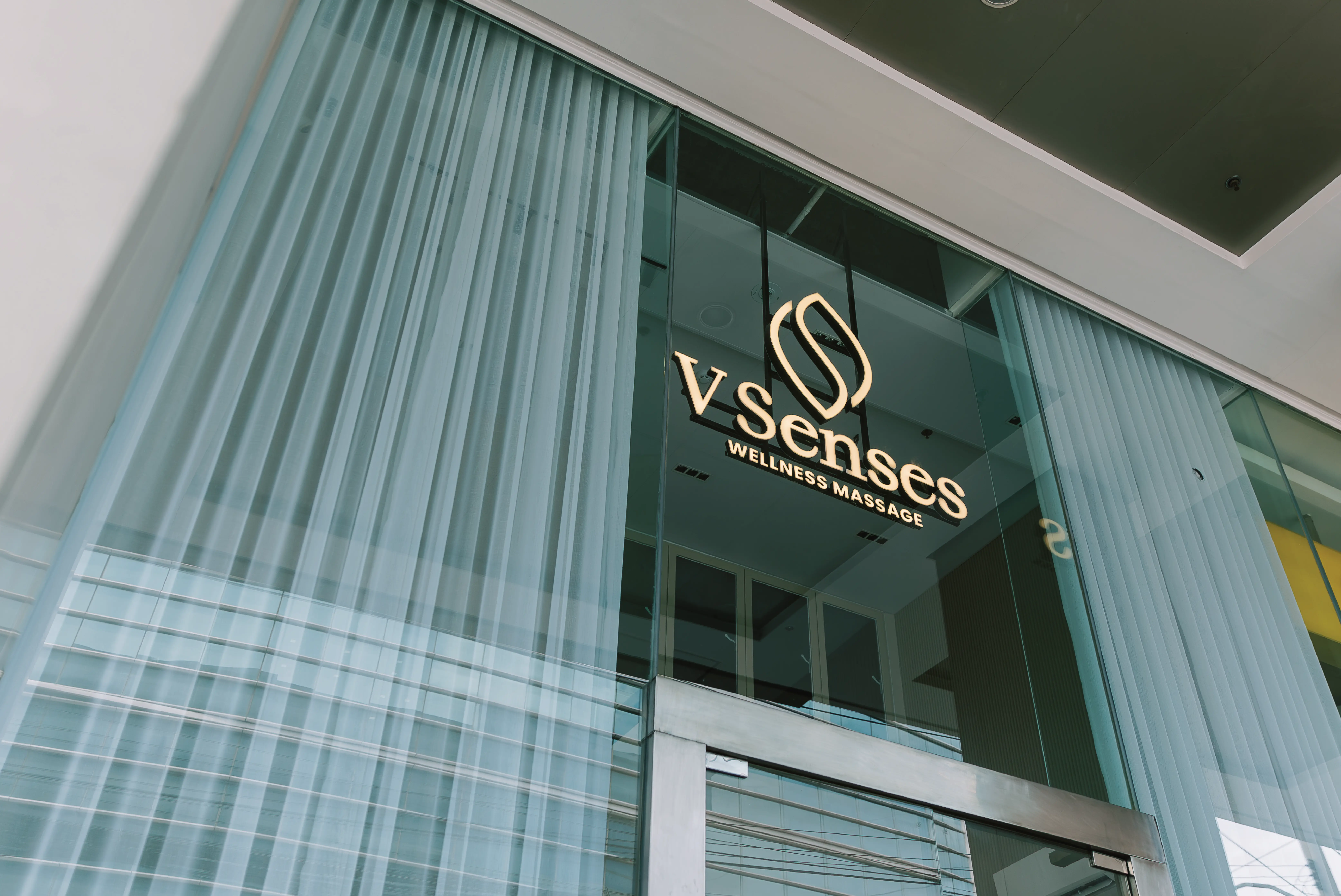 V Senses Exterior