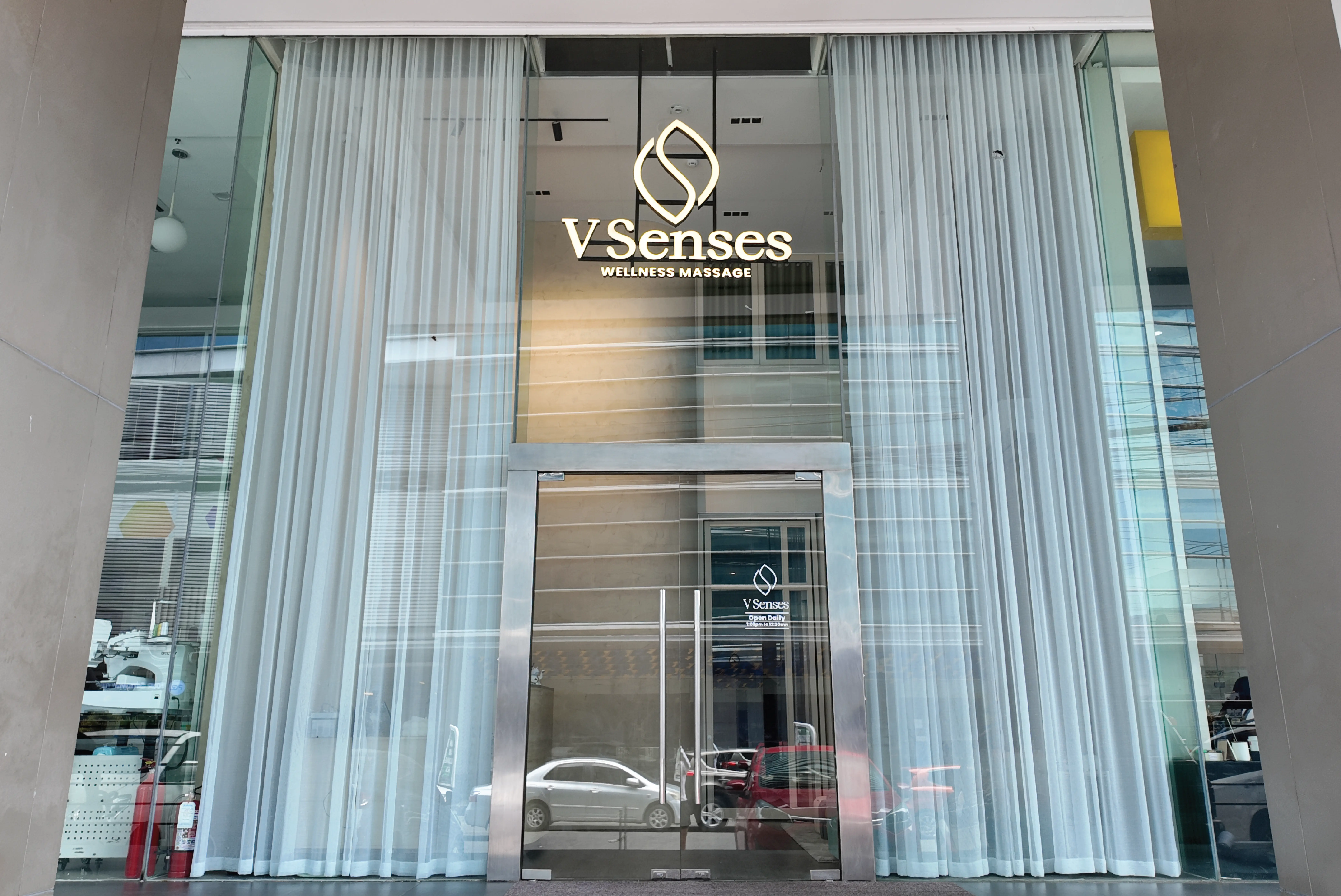 V Senses Exterior 2
